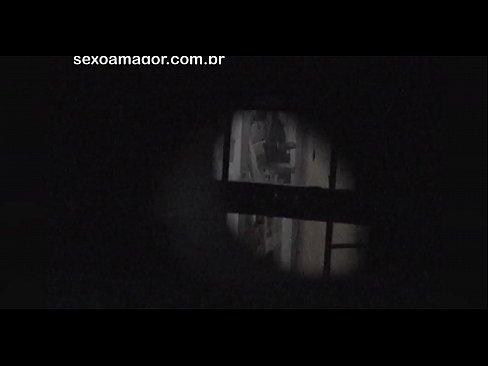 ❤️ Блонди ба таври махфӣ аз ҷониби як сайёҳи ҳамсоя, ки паси хиштҳои холӣ пинҳон шудааст, сабт мешавад Порно босифат дар tg.tube-sexer-com.ru ❌