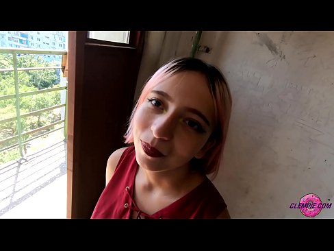 ❤️ Донишҷӯи шаҳвонӣ як бегонаро дар берун мекашад - конча дар рӯи ӯ Порно босифат дар tg.tube-sexer-com.ru ❌